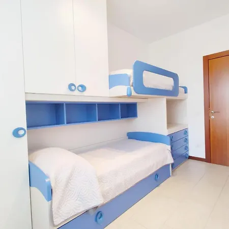 Condominio Maredena 公寓